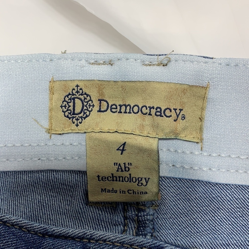 WOMEN'S Democracy Blue Ab Technology Straight Leg Unfinished Cuff Jeans SIze 4 - Picture 12 of 13